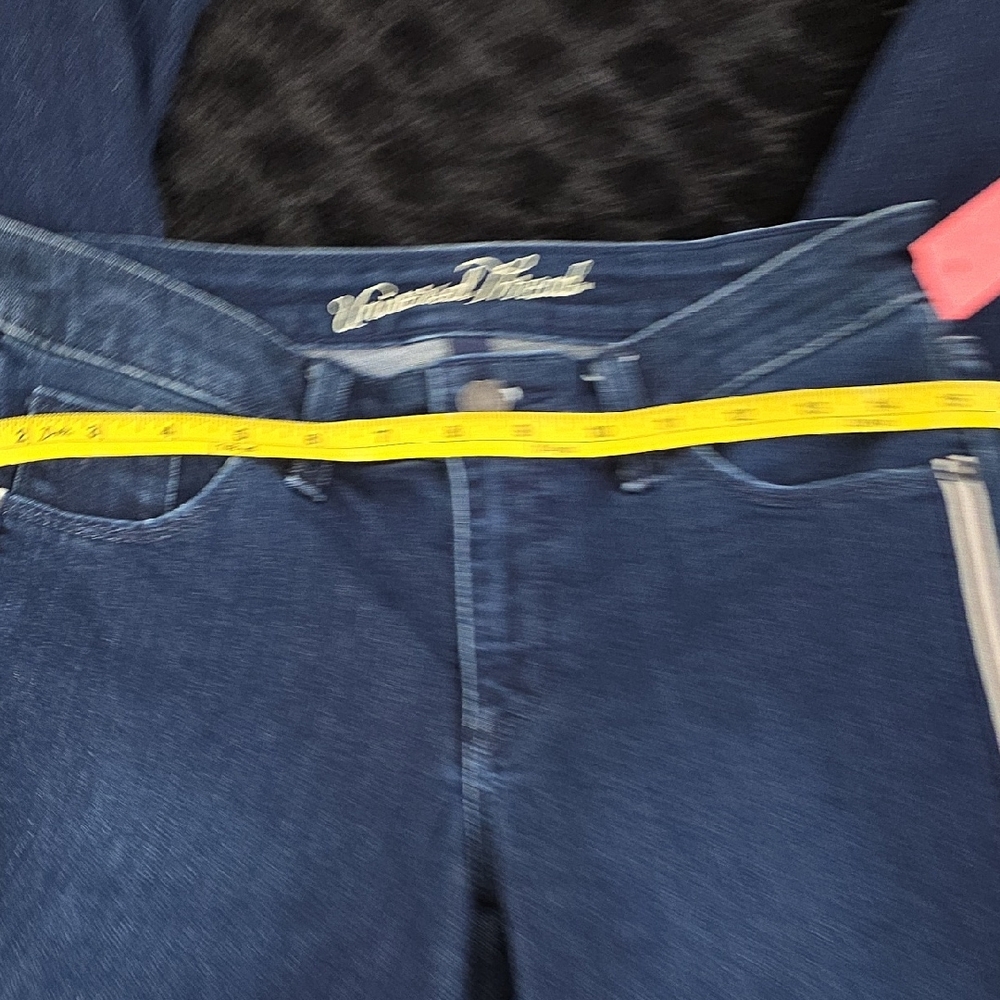 Universal Thread Navy Skinny Jeans with White Accents - Picture 6 of 7
